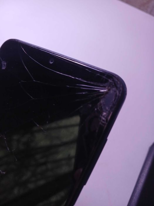 Телефон Samsung a12