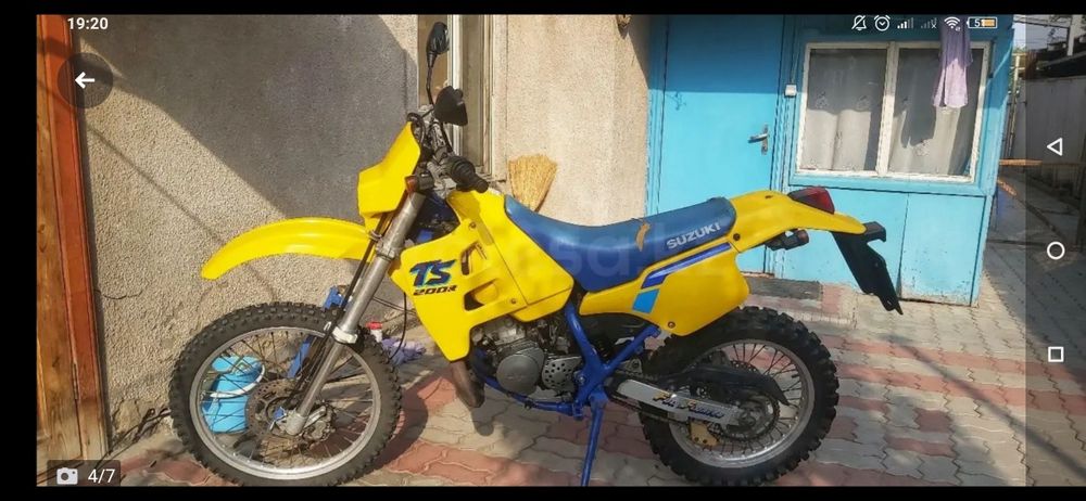 Продам мотоцикл Suzuki