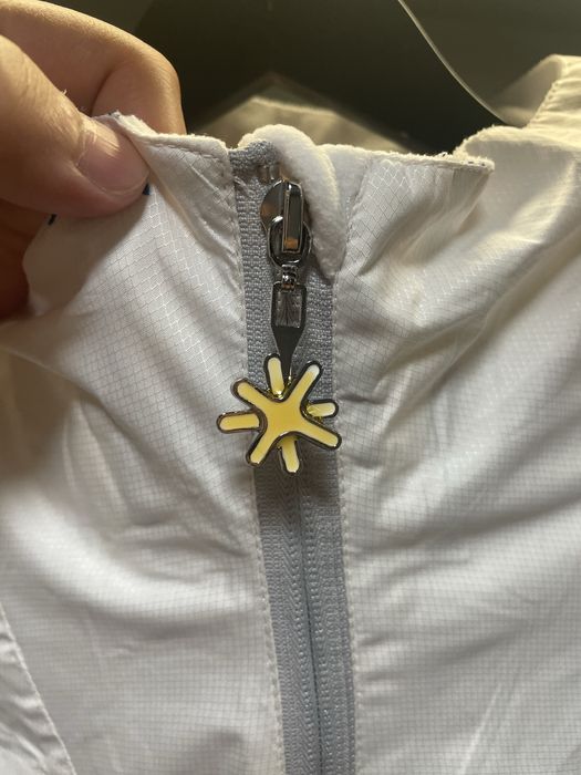 Куртка факелоносца Азиада 2011