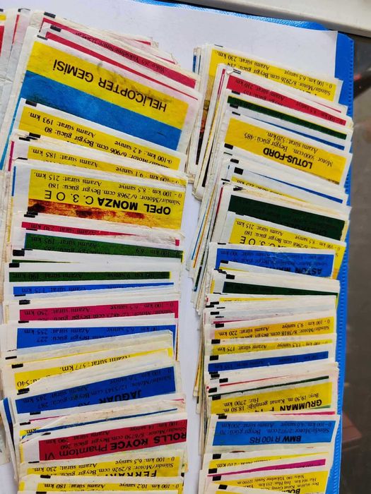 Картинки от дъвки bi bib 151 броя