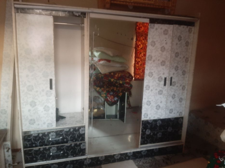 Спалний гарнитур