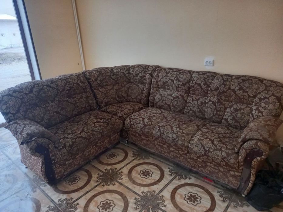 Угловой  диван