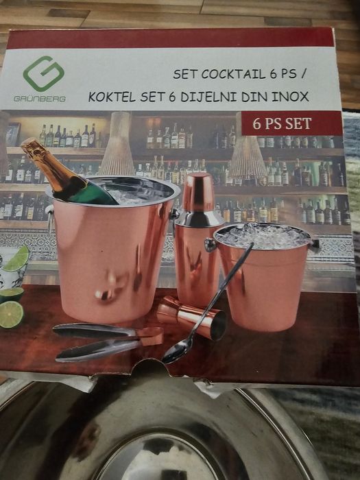 set pentru cocktail