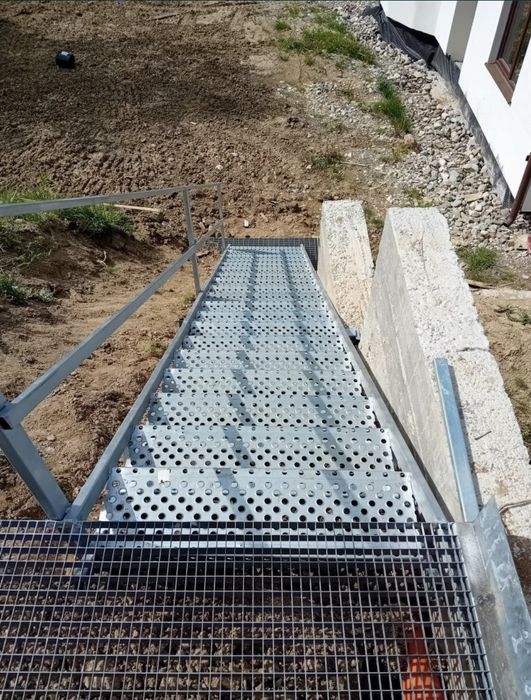 scarii metalice zincate exterioare și pentru incendii , platforme, pod