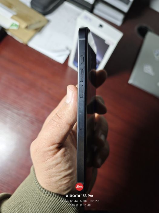 iPhone 16 pro max 256 100%