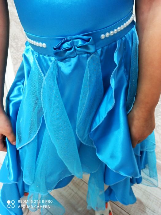 Продам платья для девочек