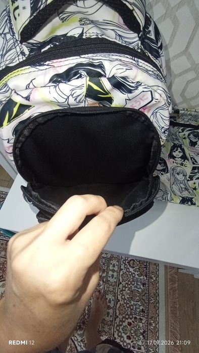 Продам рюкзак для девочки