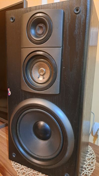 Ocazie! Vand boxa Sony 150w+statie amplificare 200 w