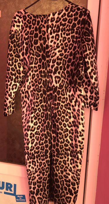 Vând rochiță Cirna LALA