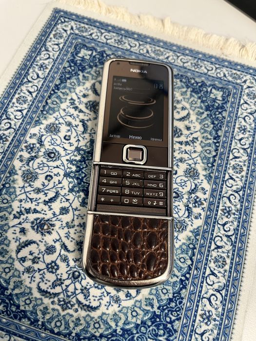 Nokia 8800 saphire art