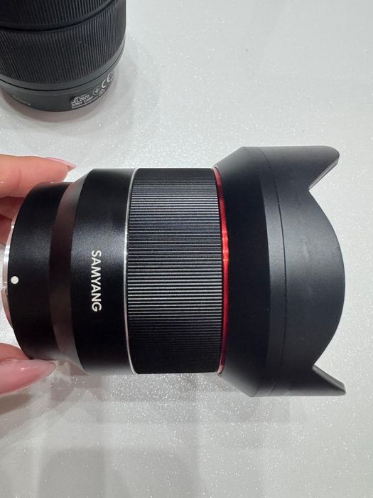Aparat foto Sony + 2 obiective
