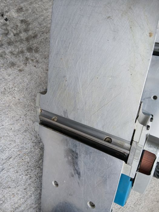 Електрически рендета Makita 1200вата 1806B