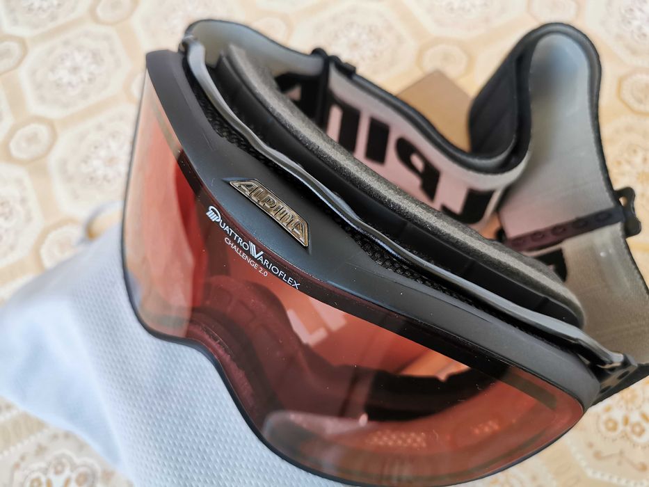 Vand ochelari schi Alpina Challenge QV, noi, 350 lei!