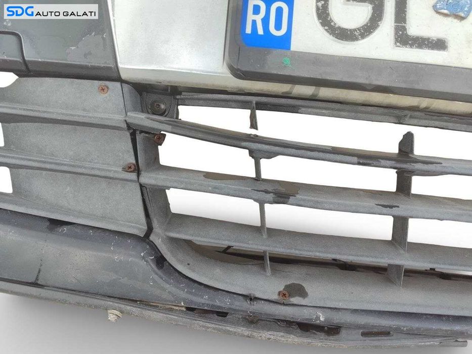 Bara Spoiler Fata Completa cu Grila Emblema si Spalatoare Far Faruri Volkswagen Touran 1T2 2006 - 2010 Culoare LC9X Cod 1T0807221DL [LN0252]