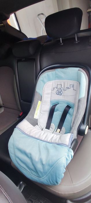 Детски: столче и кошче за кола за разходка с вашето дете