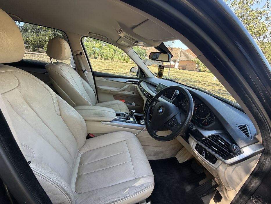Bmw x5 f15 2014 de 7 persoane 8000€