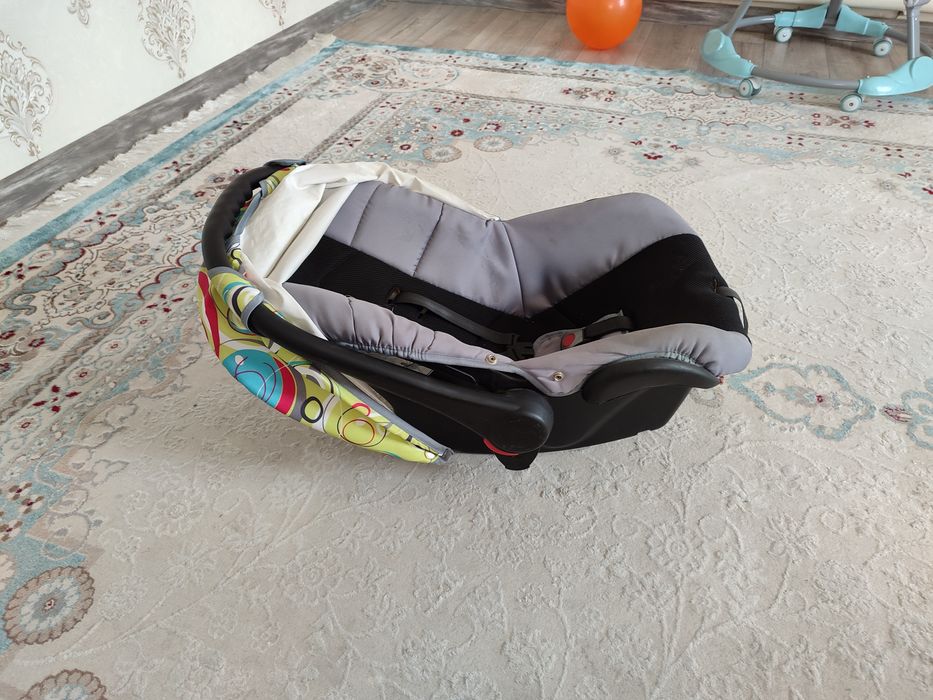 Продам детскую автолюльку