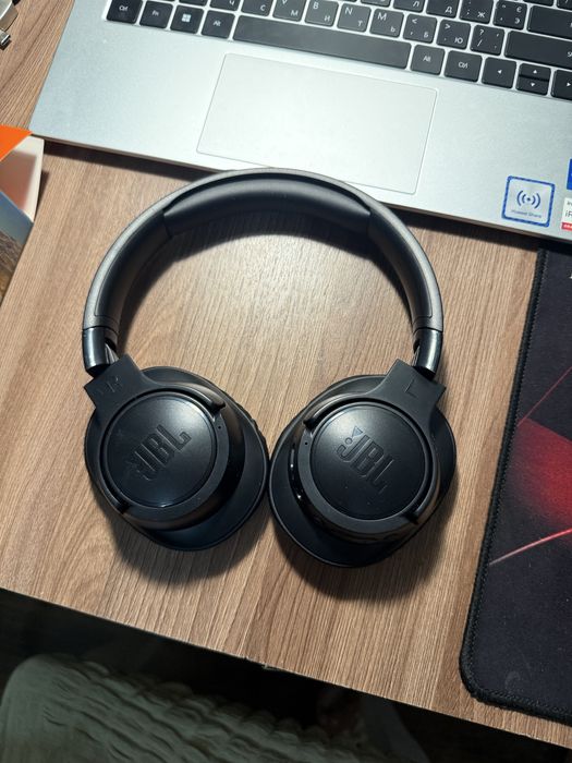 Наушники JBL tune 710BT