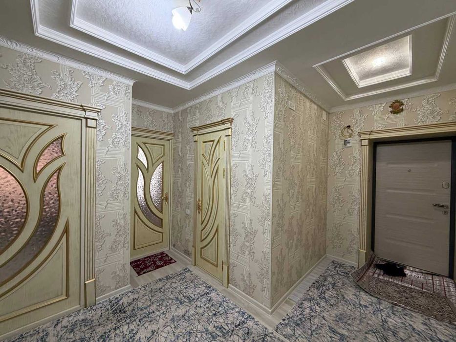 2х комнатная квартира на 3 этаже 65кв/м, в Самарканде