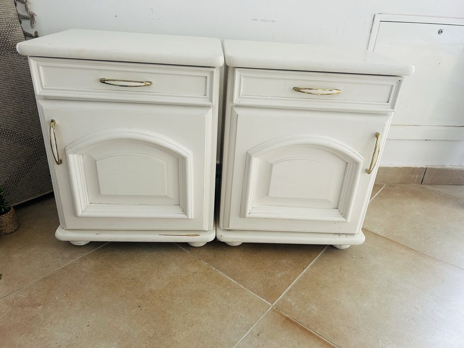 De vanzare Mobila dormitor ……..