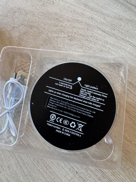 Светещи LED подложки за поставки за чаши