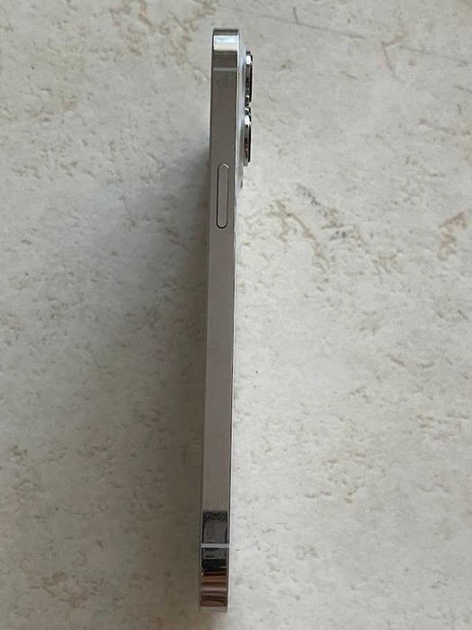 4 Телефона IPHONE 13 Pro Max 13 12 Pro Max 12 и Айфон 7 за части