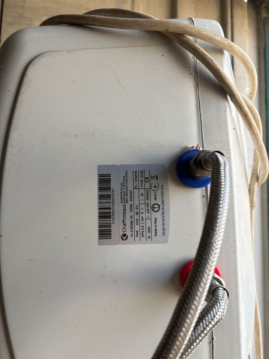 Boiler electric Chaffoteaux CHX 30 EU, 30L, 1500W – funcțional