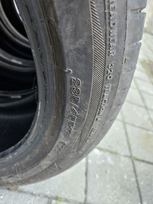 Летни гуми-Bridgestone Tyranza 6-235/4517