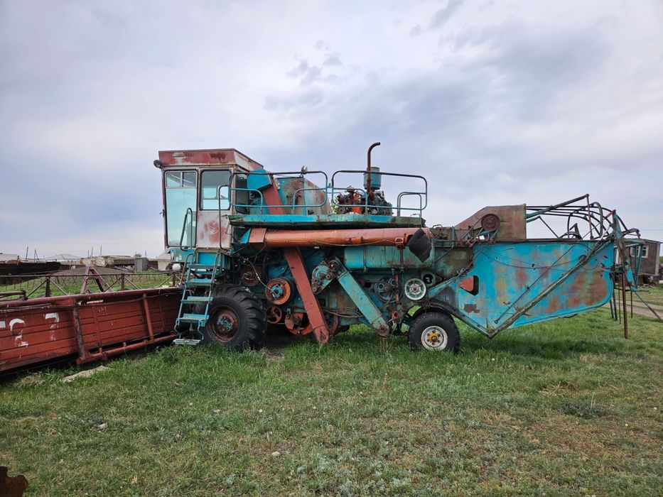 продам комбайн енисей 1200