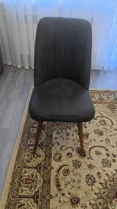 Продам кухонные стулья 6 шт