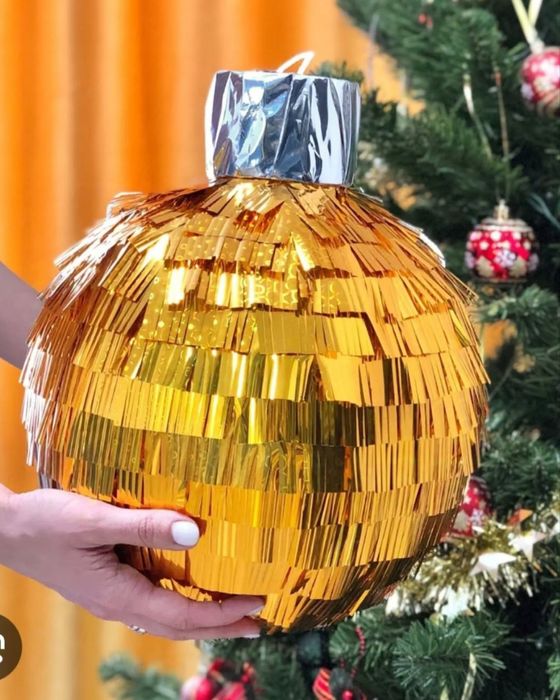 Пиньята. Подарок. Новый год.