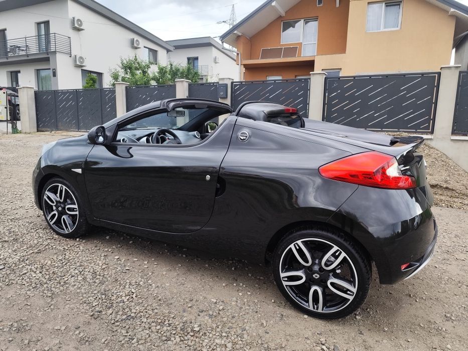Decapotabilă renault wind
