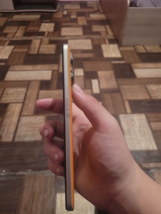 Продам Realme 9.