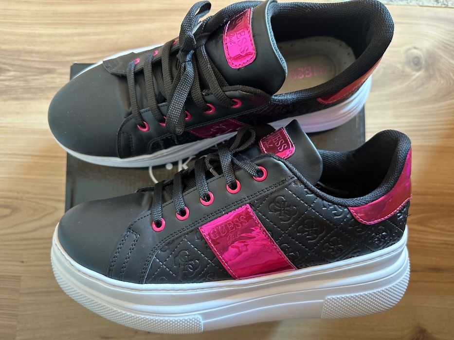 Guess pink 40 номер