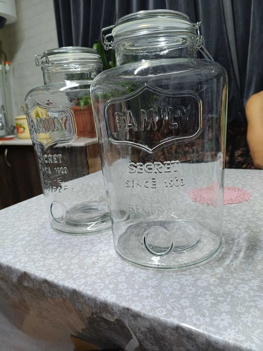 Продам стеклянные банки 7 литровые