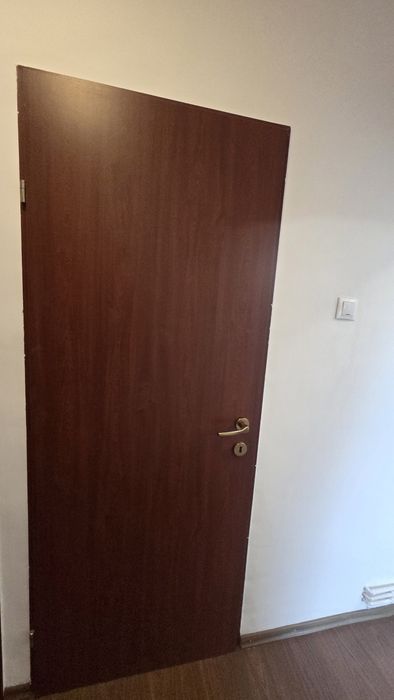 Vand 6 usi interior Brasov
