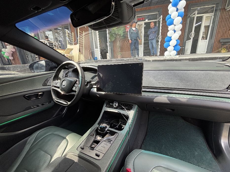 2022 год пробег 90тыс км,полный бронировка;мягкие амортизаторы,брембо