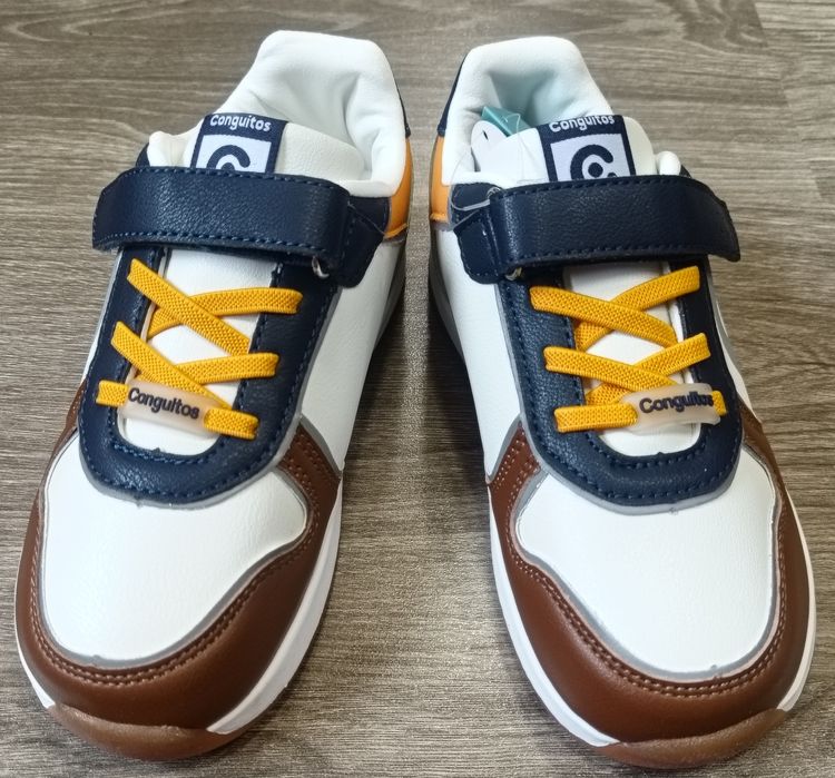 Нови детски боси светещи маратонки