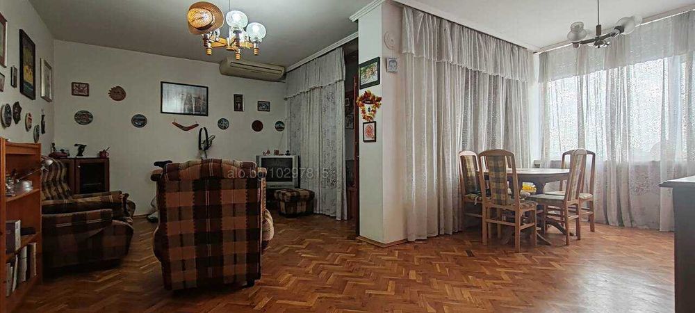 Ексклузивно! Тристаен апартамент с гараж