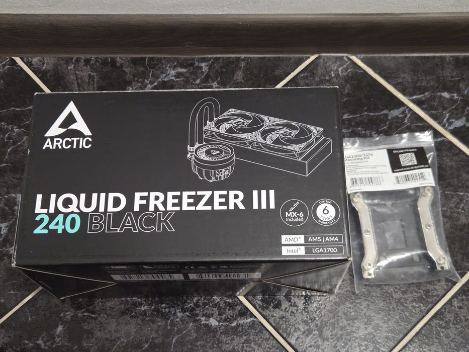 Racire apa Cooler CPU Liquid Freezer III 240mm AIO Black AMD / Intel