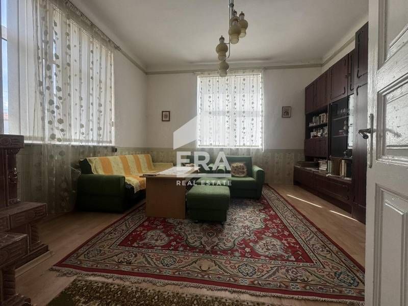 ЕКСКЛУЗИВНО! ЕРА Дръстър предлага за продажба автентична градска къща