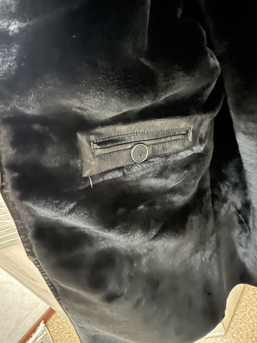 Продам мужскдубленку новая