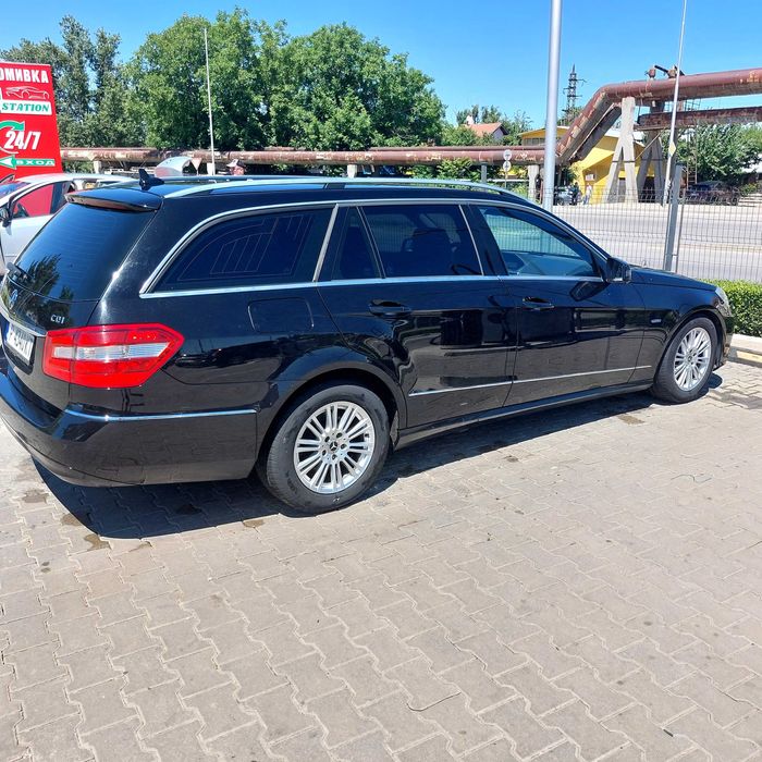 Мерцедес Е 220 комби 2012 г.