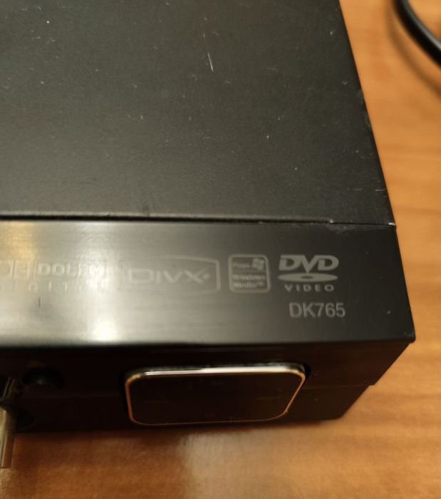 Продам DVD LG Player DK765 Karaoke