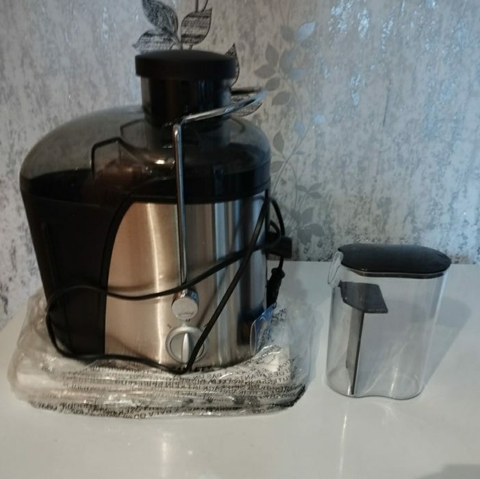 Продам новую соковыжималку.