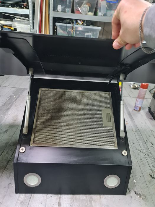 Hota Pyramis Black glass Touch