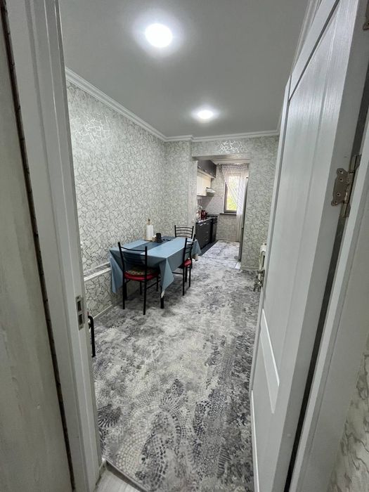 Продаётся 3- комнатная Квартира Ориентир Сингапур