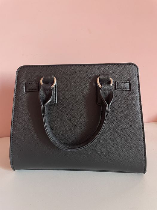 Дамска Черна Чанта