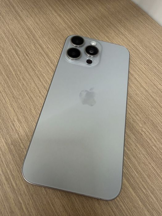 Продам Айфон 15 про макс 1ТБ