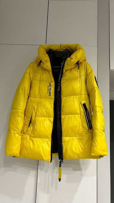 Пуховик зимний женский